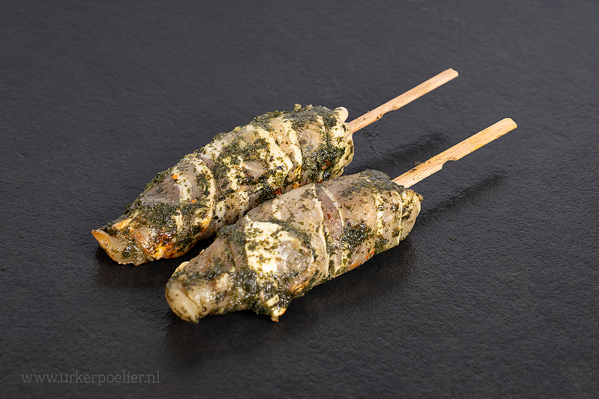 Kip op stok knoflook